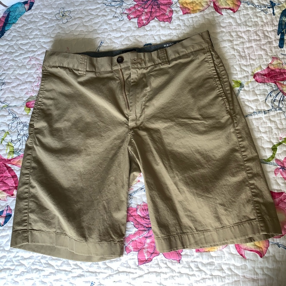 Men’s Tan Khaki Shorts by J. Crew